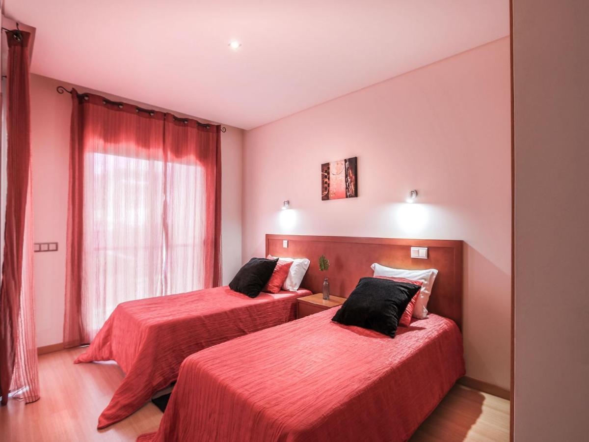 V4, Villa Jardins Branqueira Near Beach, Albufeira Ngoại thất bức ảnh